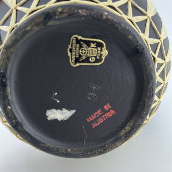 Vintage GMUNDNER KERAMIK Black Stoneware Pitcher Wrapped in Raffia Tribal - Picture 7 of 16